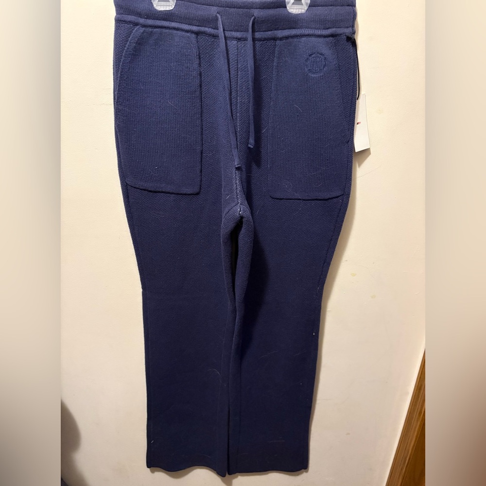 NWT Honor the Gift wide heavy knit sweatpant navy size medium